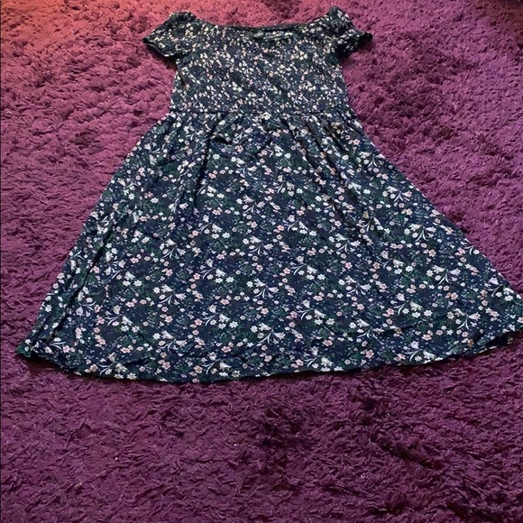 Papillion Dresses & Skirts - EUC Papillon black floral smocked dress sz L